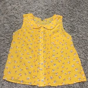 Collared floral blouse